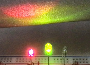 電子工作パーフェクトガイドの光の三原色の実験